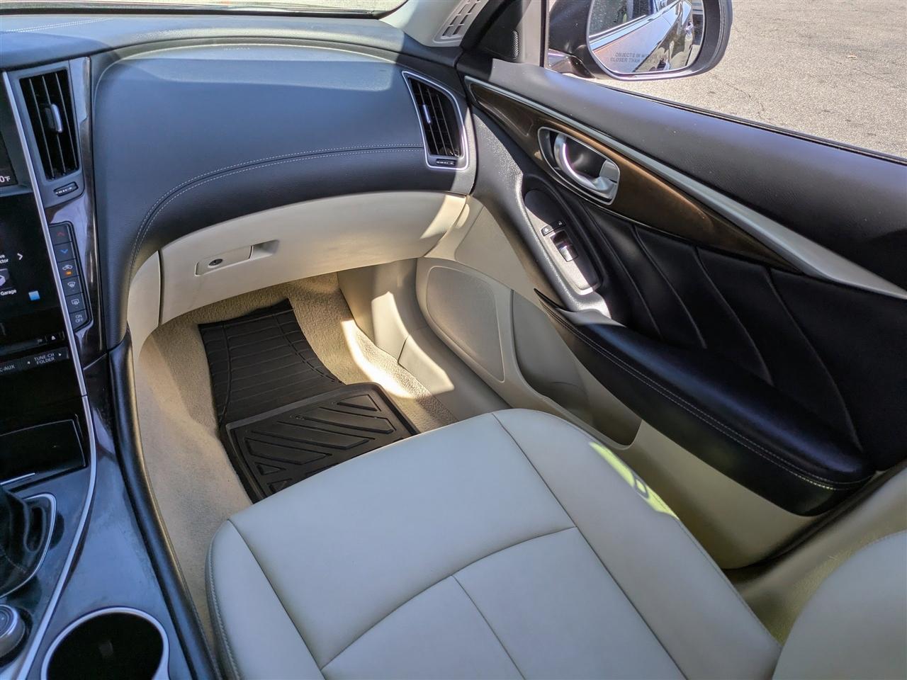 Infiniti Q50 3.0t LUXE 2019