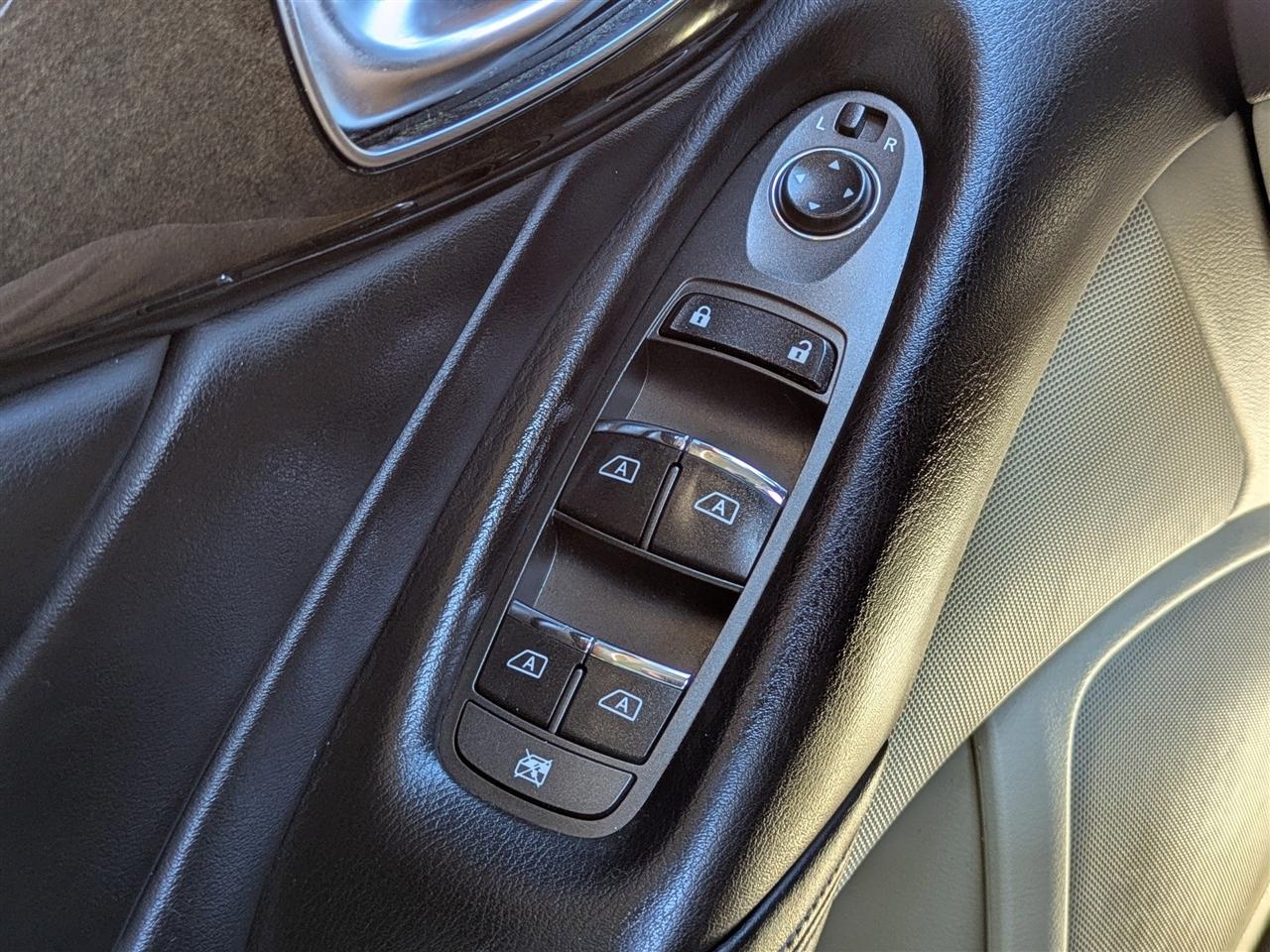 Infiniti Q50 3.0t LUXE 2019