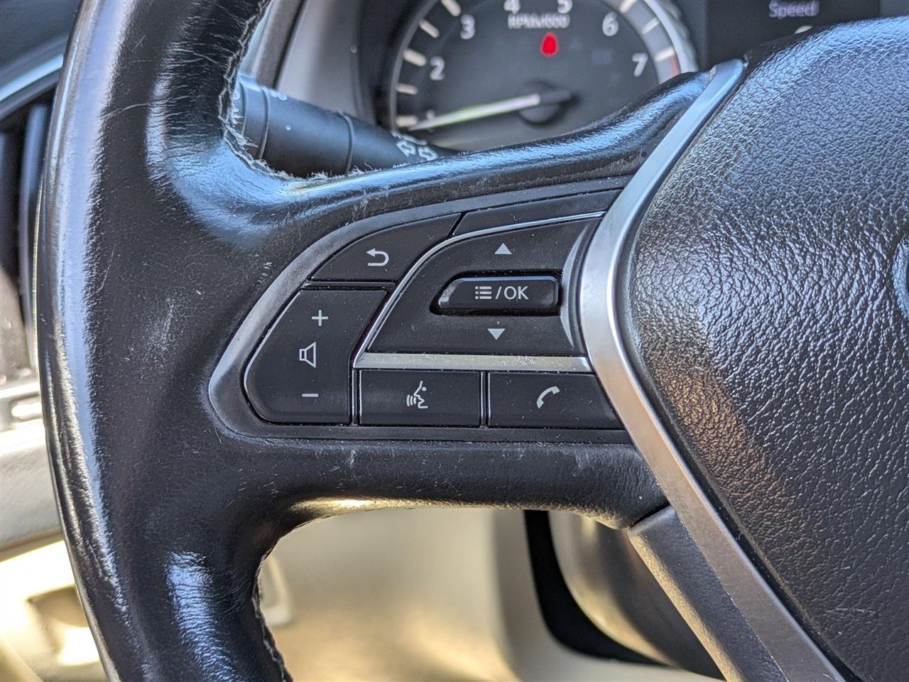 Infiniti Q50 3.0t LUXE 2019