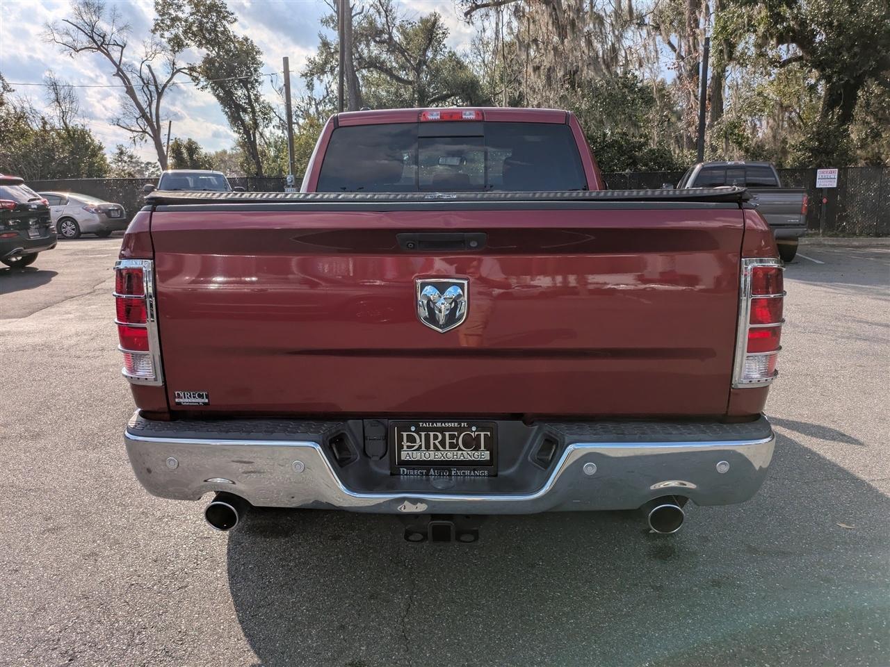 RAM 1500 SLT Crew Cab LWB 2WD 2015