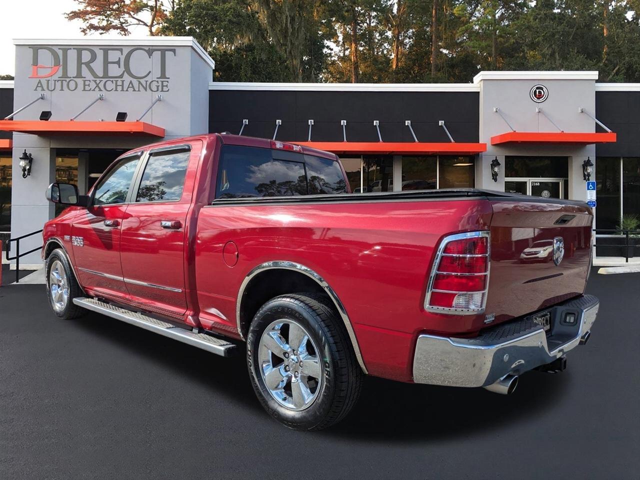 RAM 1500 SLT Crew Cab LWB 2WD 2015