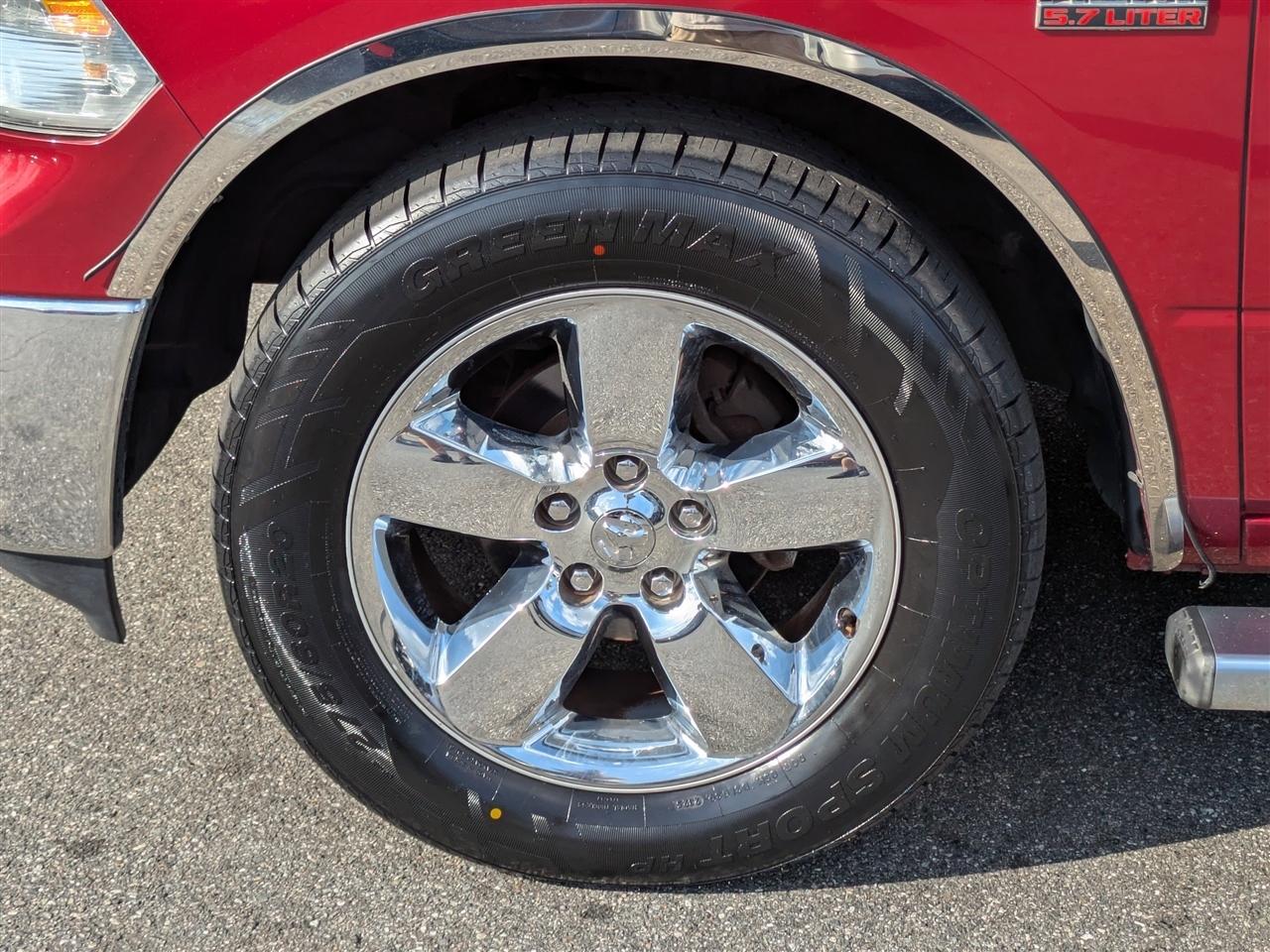 RAM 1500 SLT Crew Cab LWB 2WD 2015