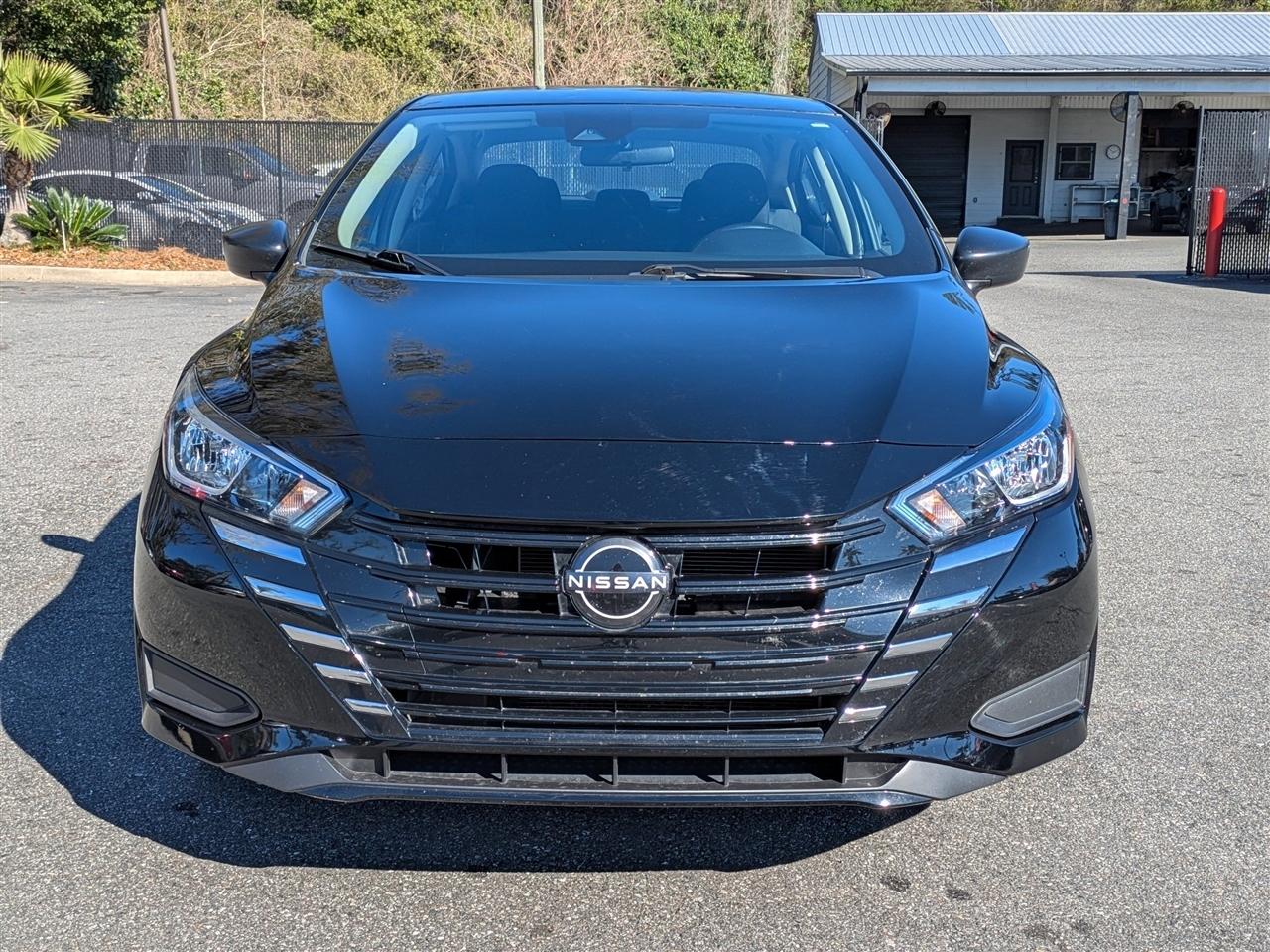 Nissan Versa S CVT 2023