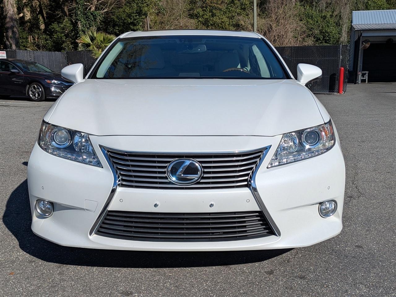Lexus ES 350 Sedan 2013