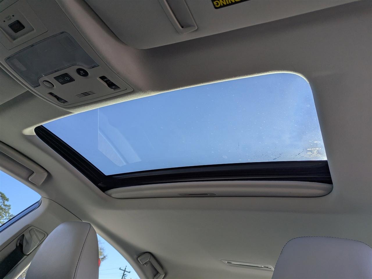 Lexus ES 350 Sedan 2013