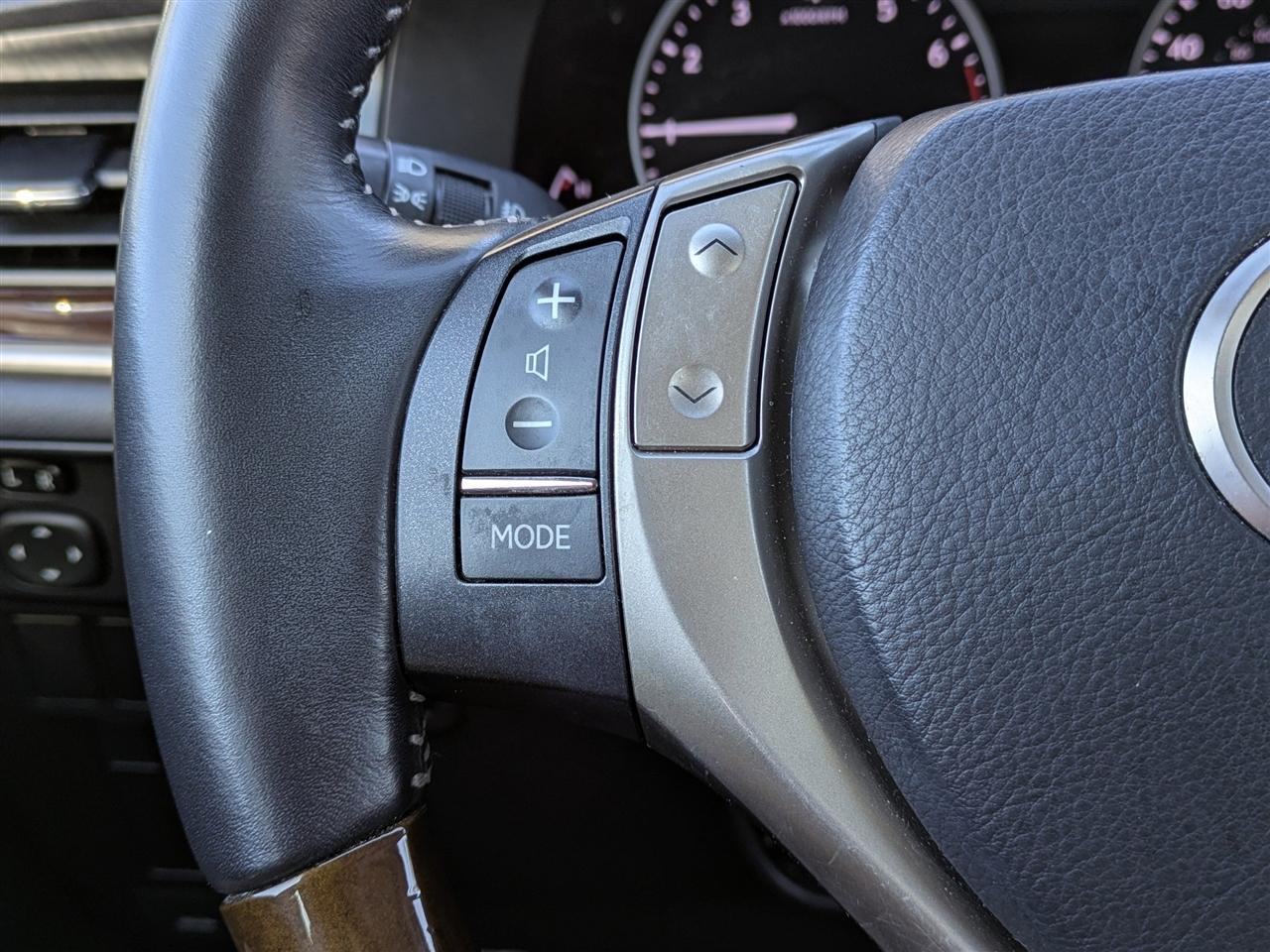 Lexus ES 350 Sedan 2013