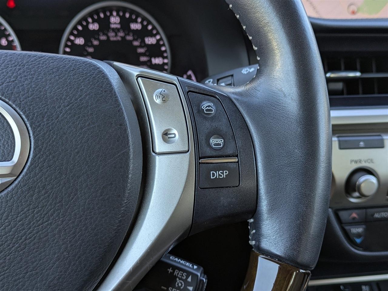 Lexus ES 350 Sedan 2013