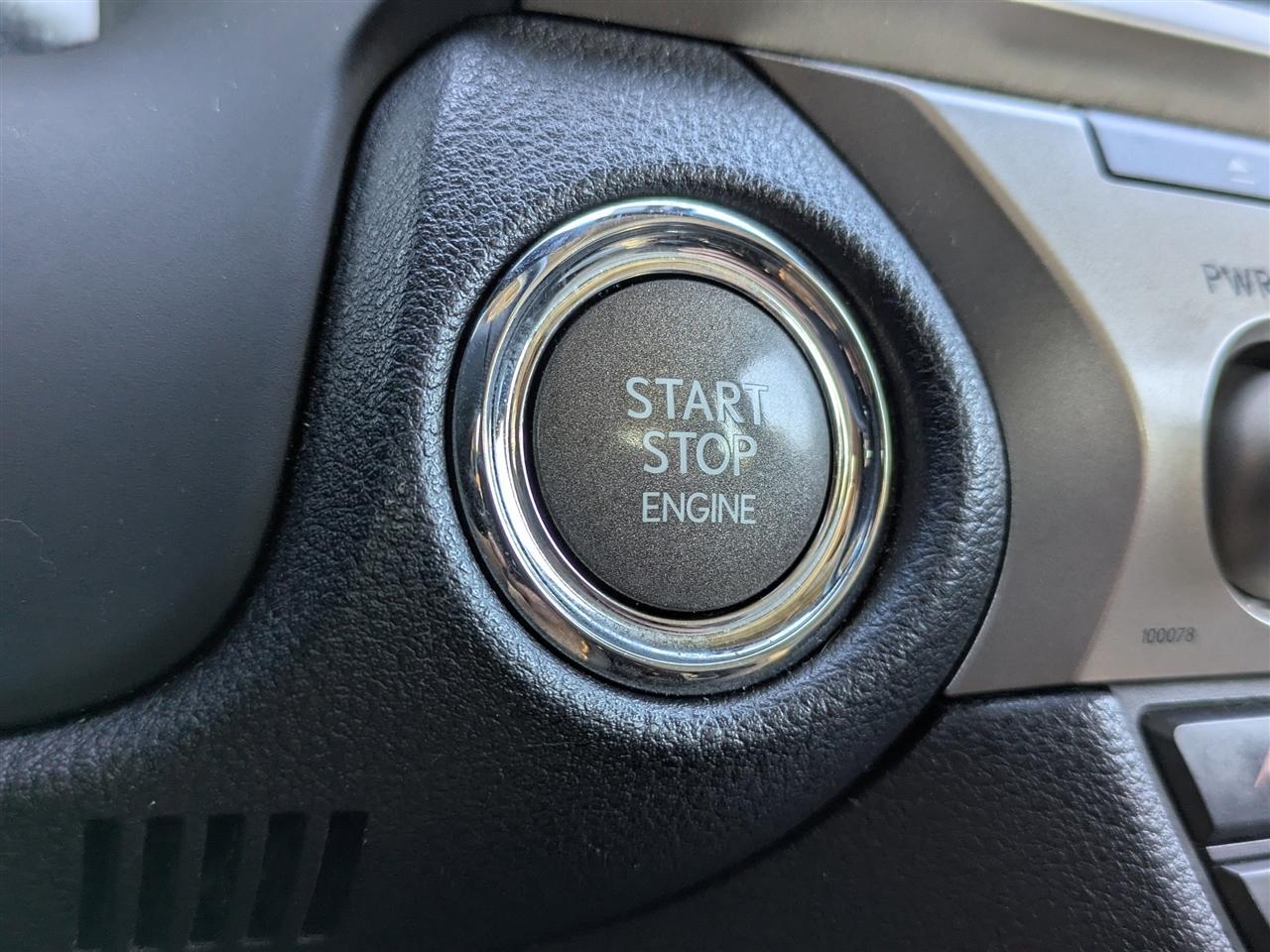 Lexus ES 350 Sedan 2013