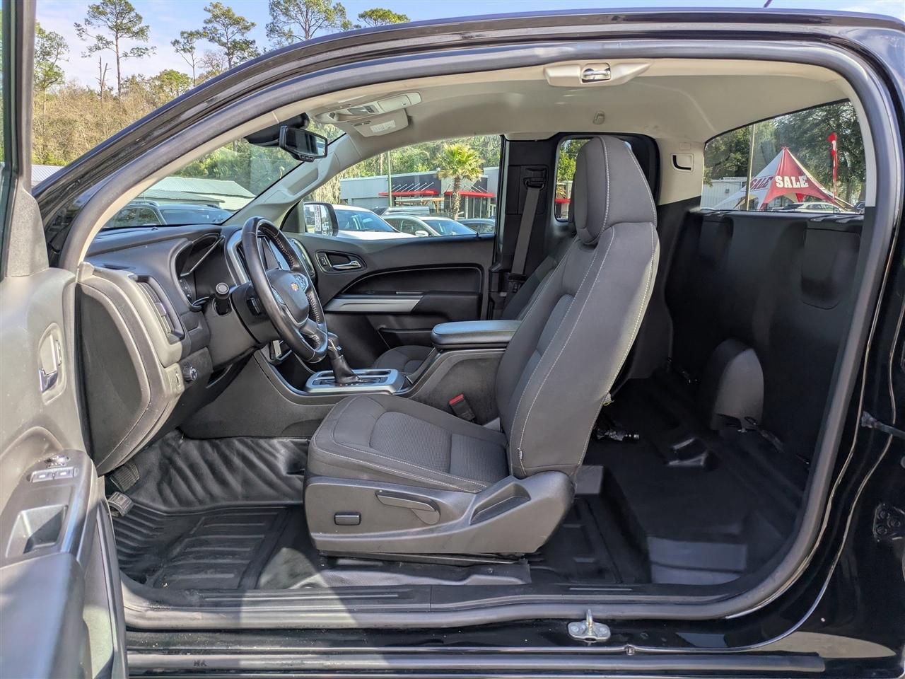 Chevrolet Colorado LT Ext. Cab 2WD 2022