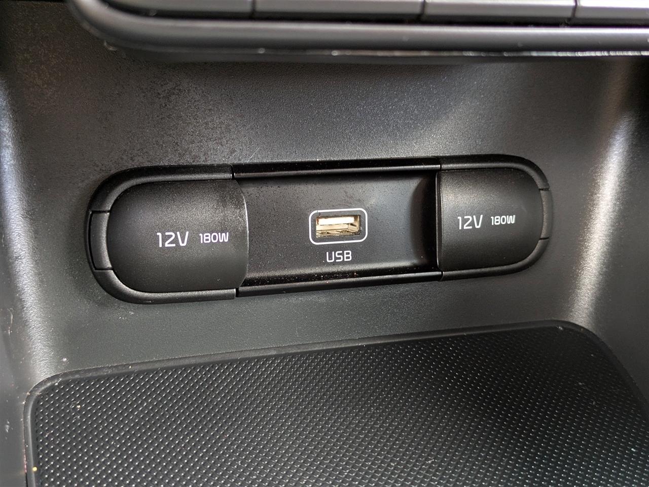 Kia Sportage EX FWD 2021