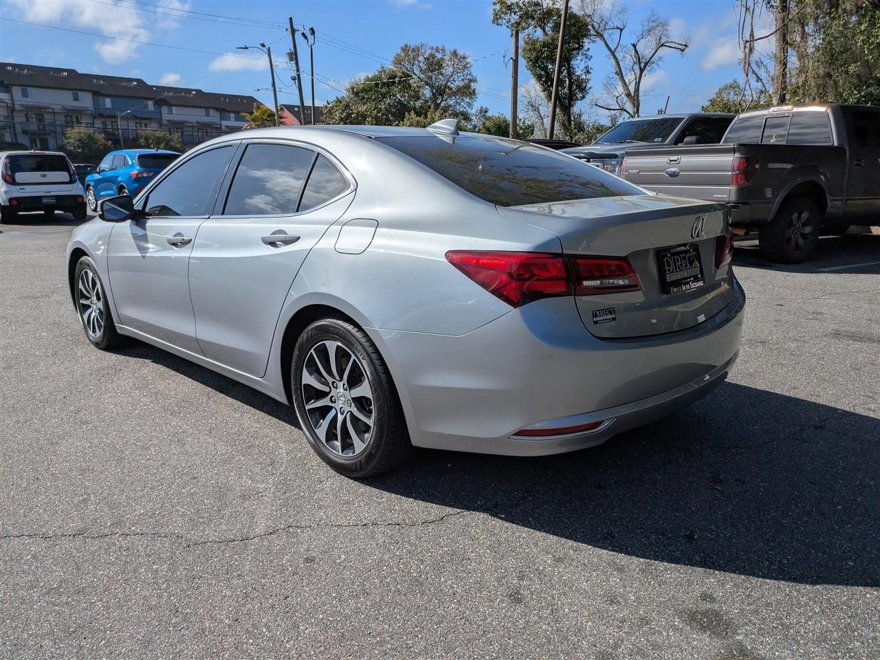 Acura TLX Base 2.4L 2017
