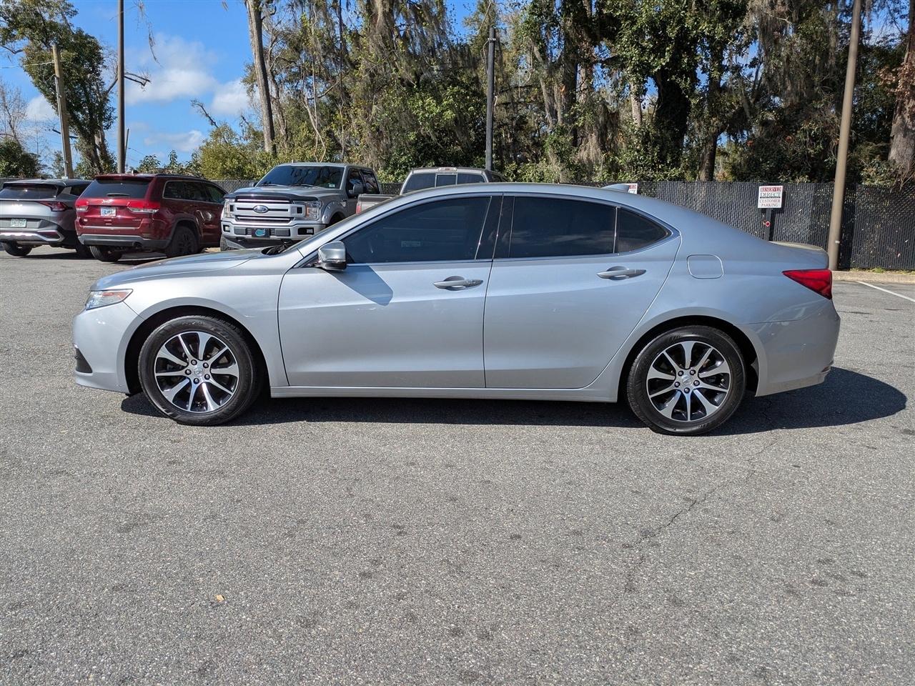 Acura TLX Base 2.4L 2017