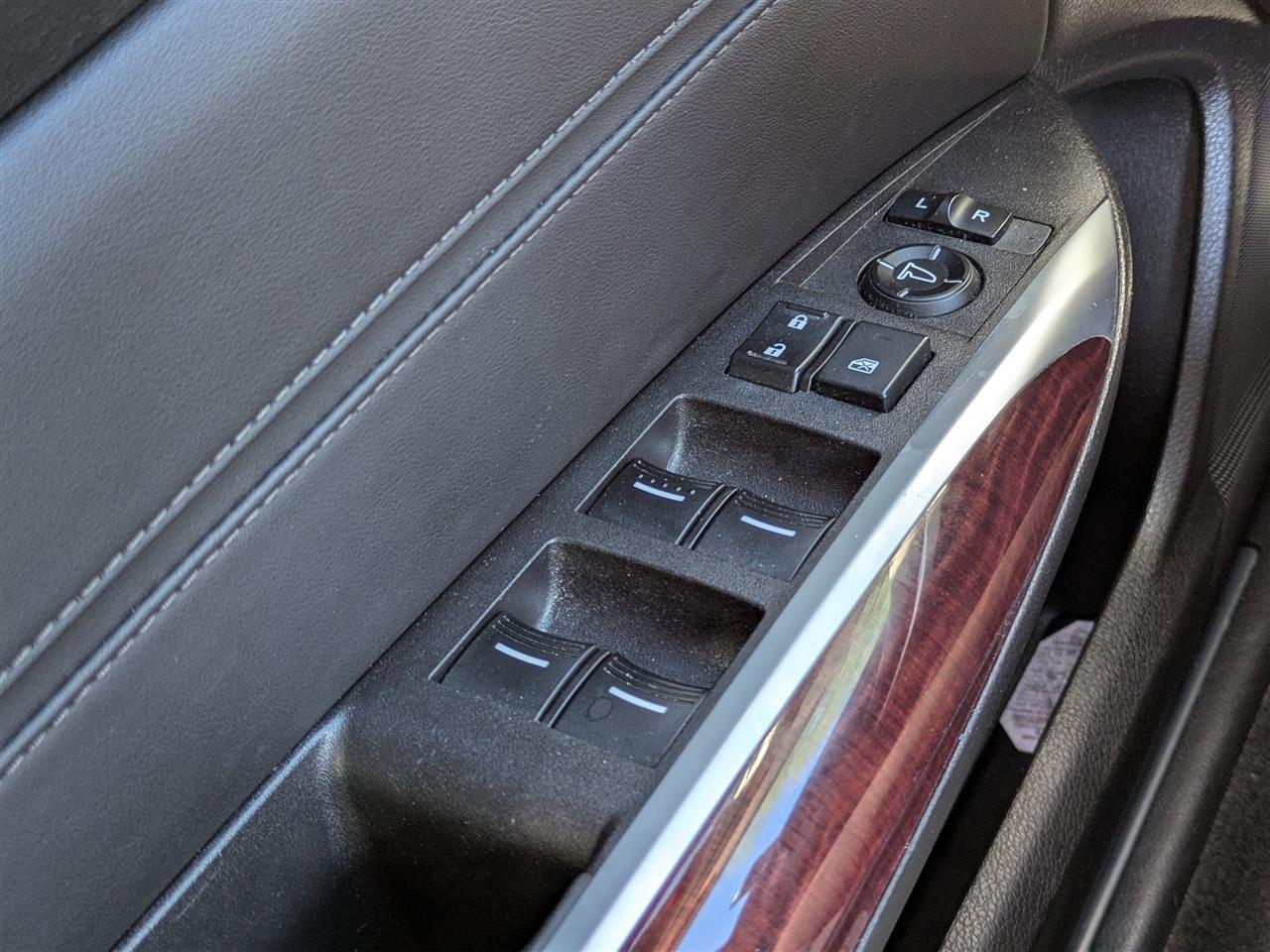 Acura TLX Base 2.4L 2017