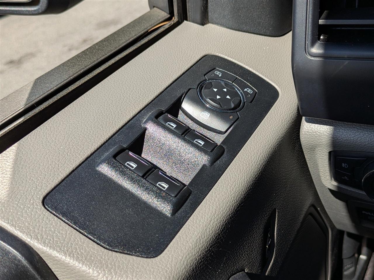 Ford F-150 King-Ranch SuperCrew 5.5-ft. 2WD 2019