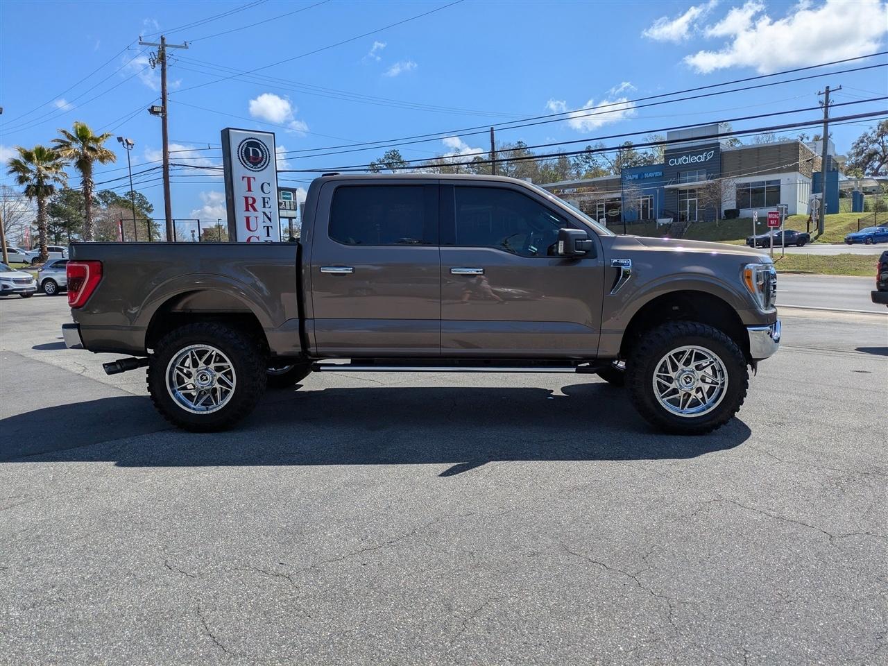 Ford F-150 XLT SuperCrew 6.5-ft. Bed 2WD 2022