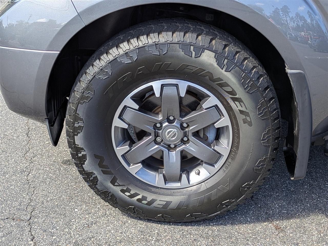 Nissan Frontier S Crew Cab 6MT 2WD 2019