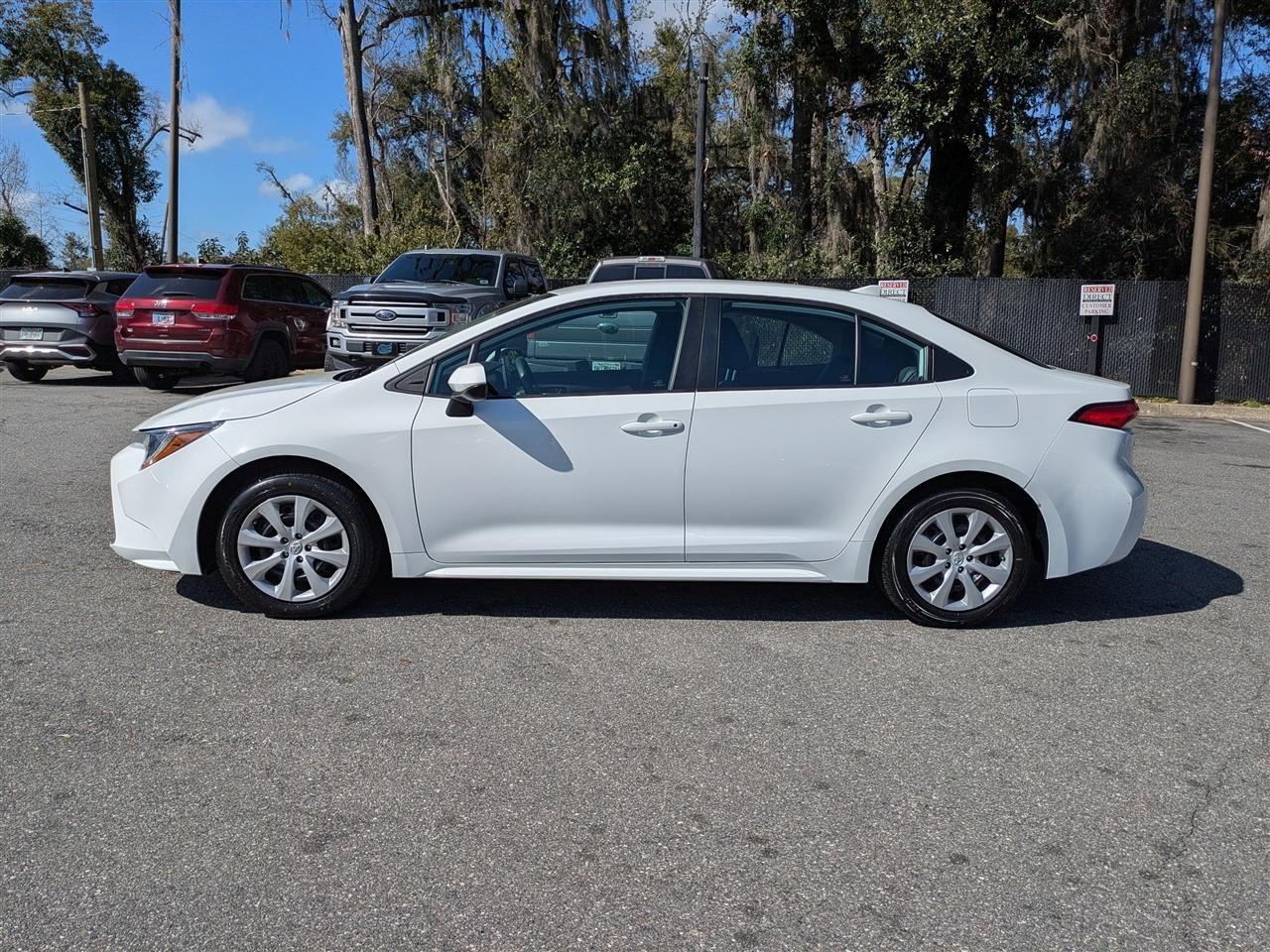 Toyota Corolla LE 2021