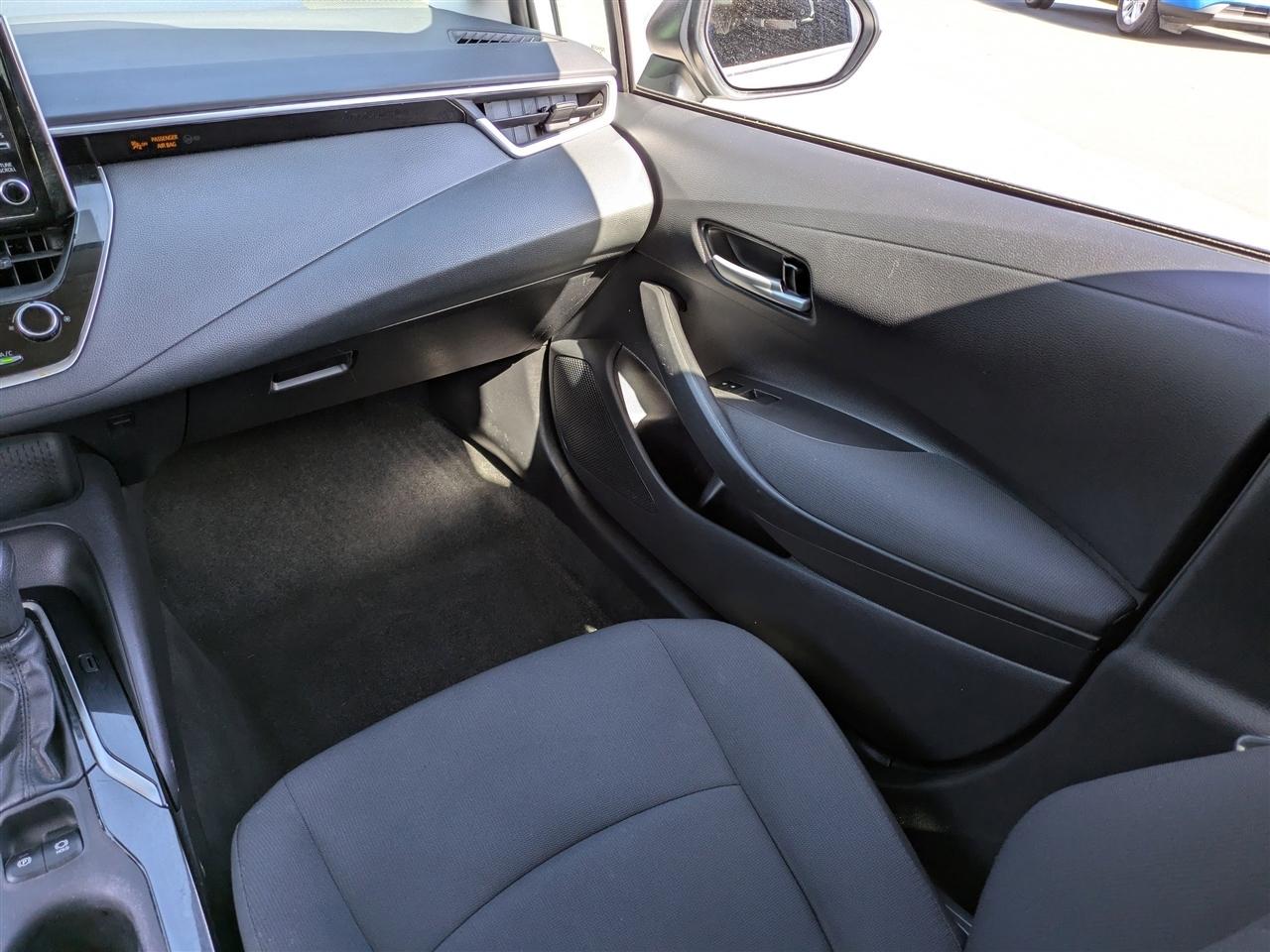 Toyota Corolla LE 2021