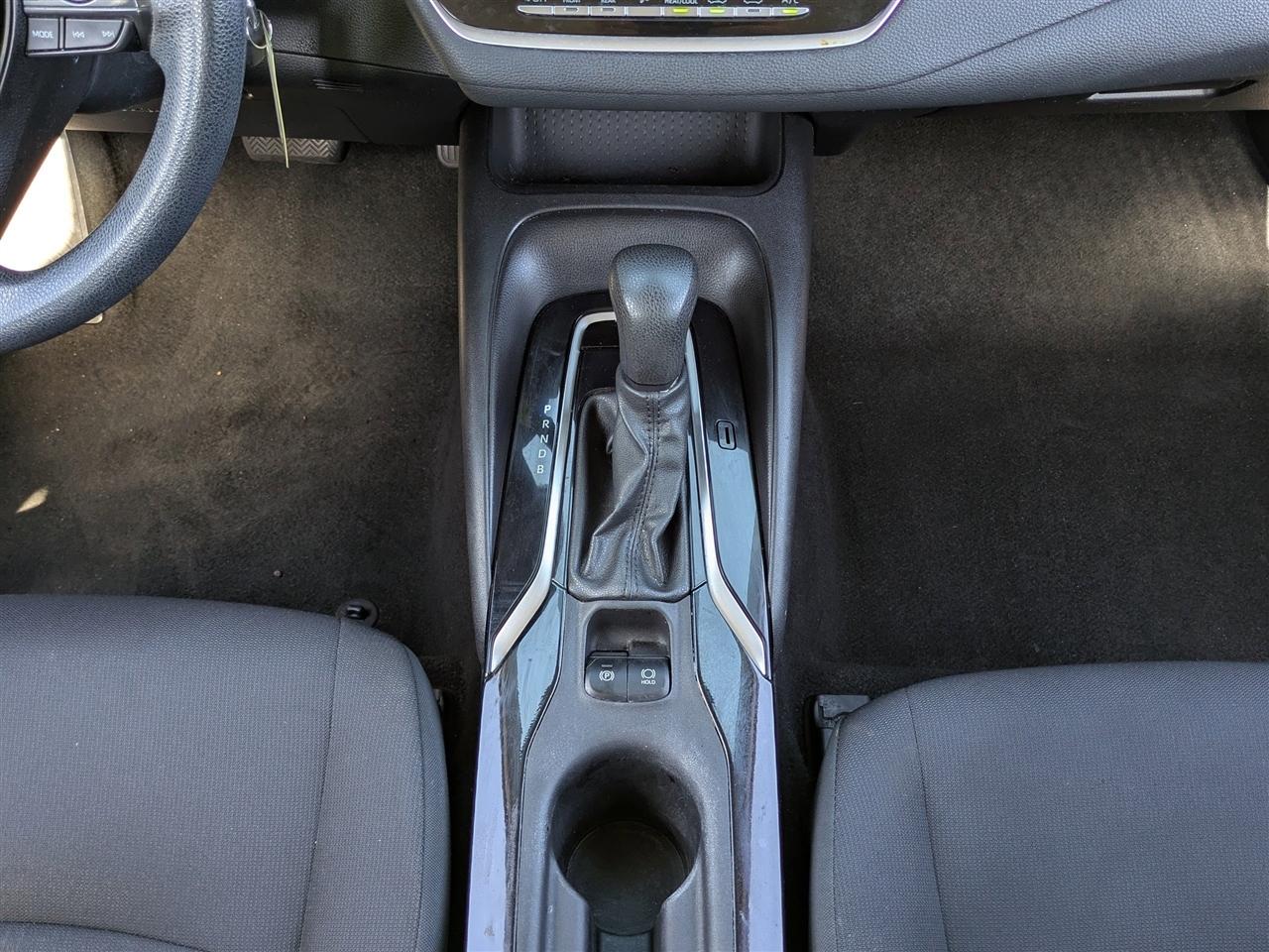 Toyota Corolla LE 2021