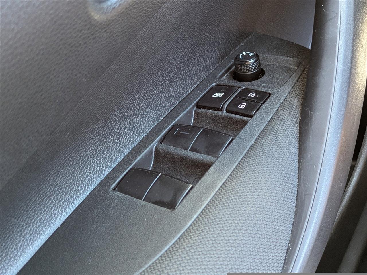 Toyota Corolla LE 2021