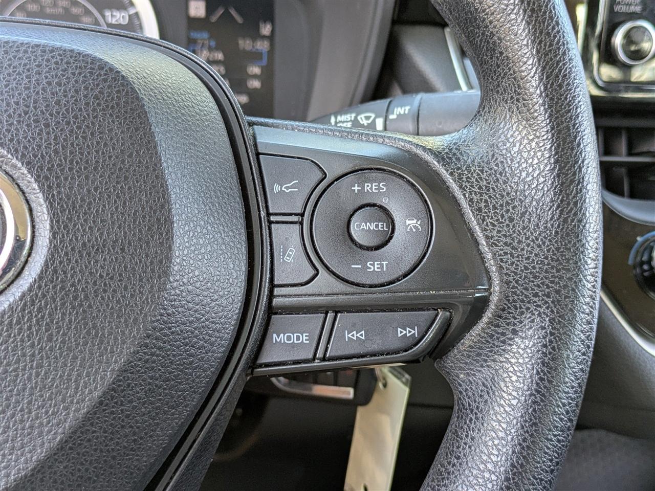 Toyota Corolla LE 2021