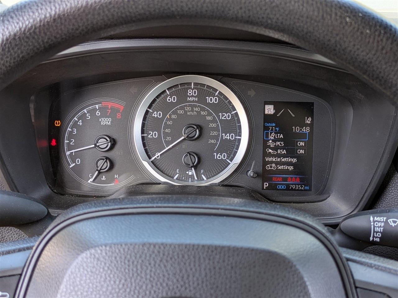 Toyota Corolla LE 2021