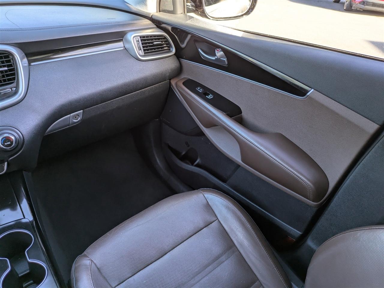 Kia Sorento SX Limited V6 2019