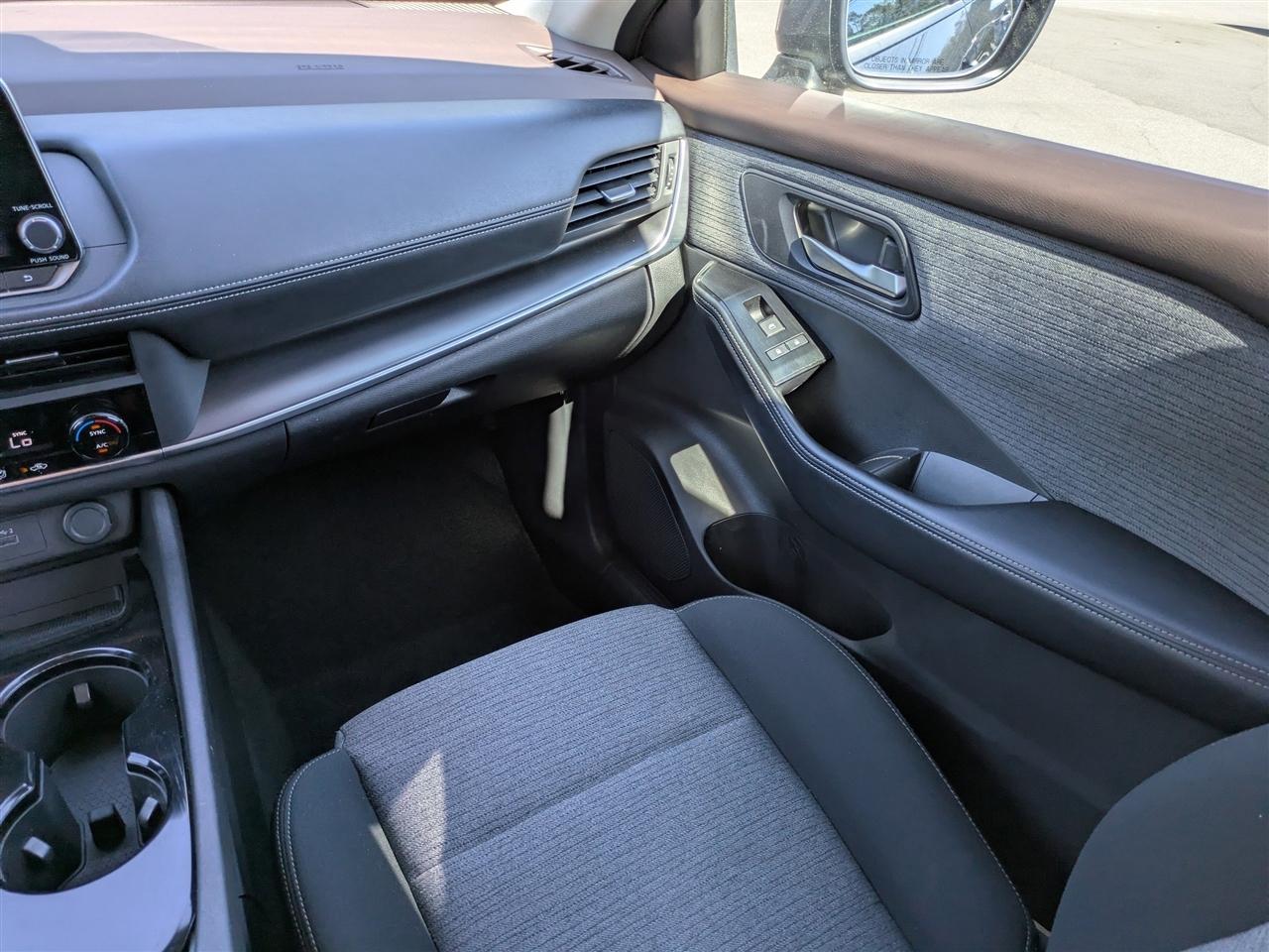 Nissan Rogue SV 2023