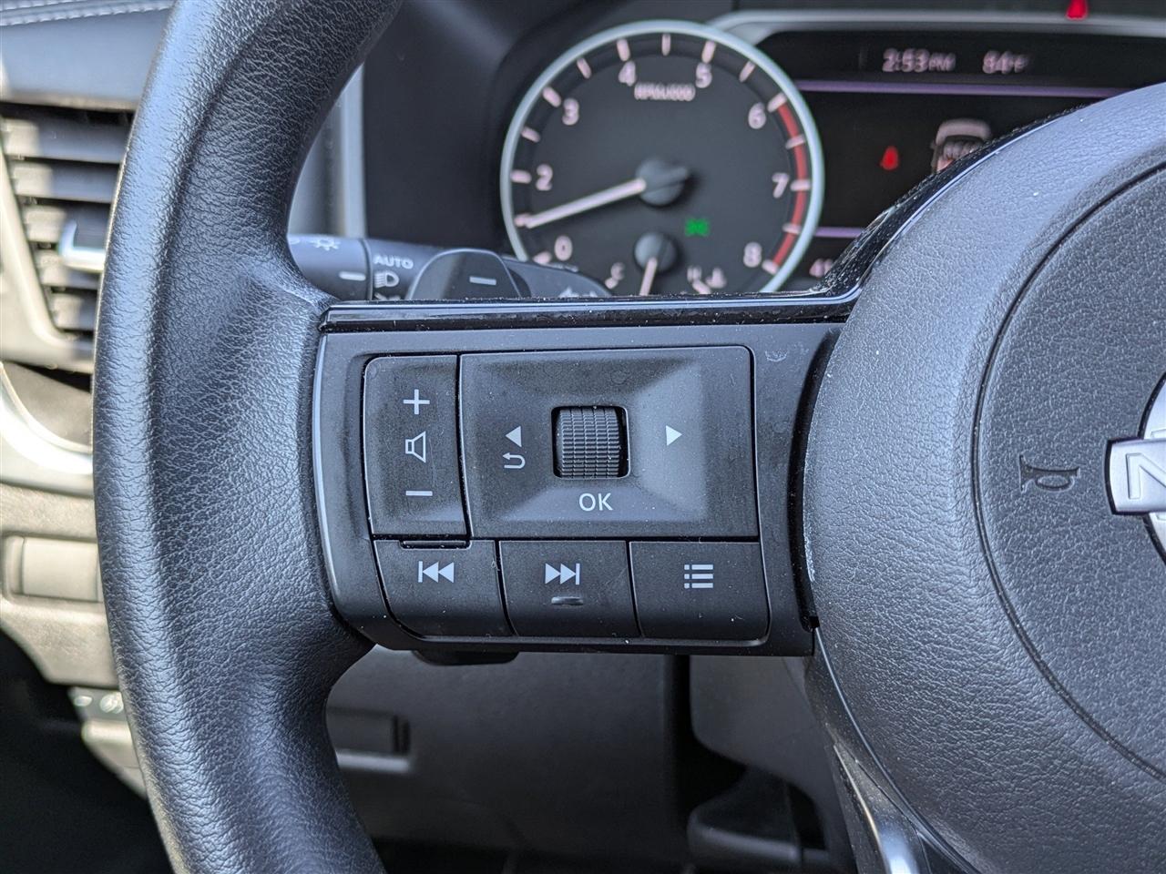 Nissan Rogue SV 2023