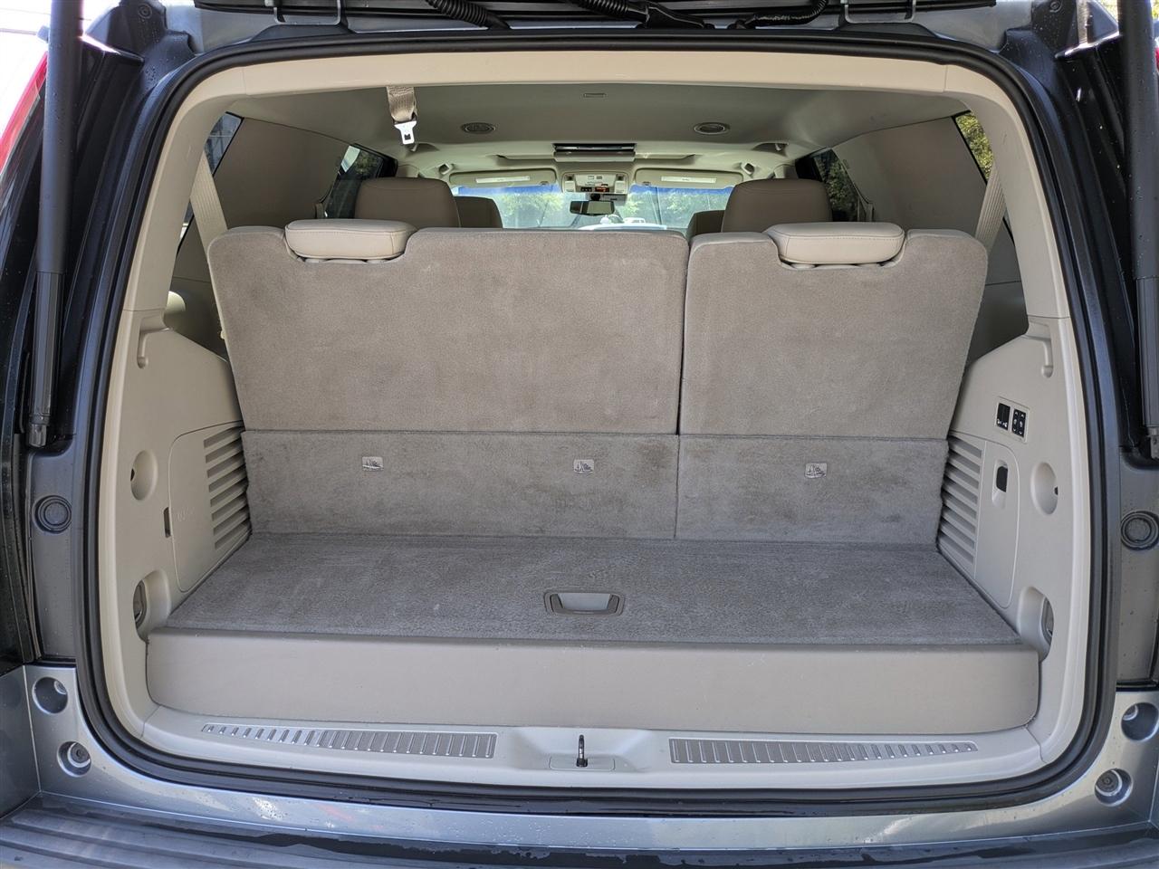 Cadillac Escalade Luxury 2WD 2019