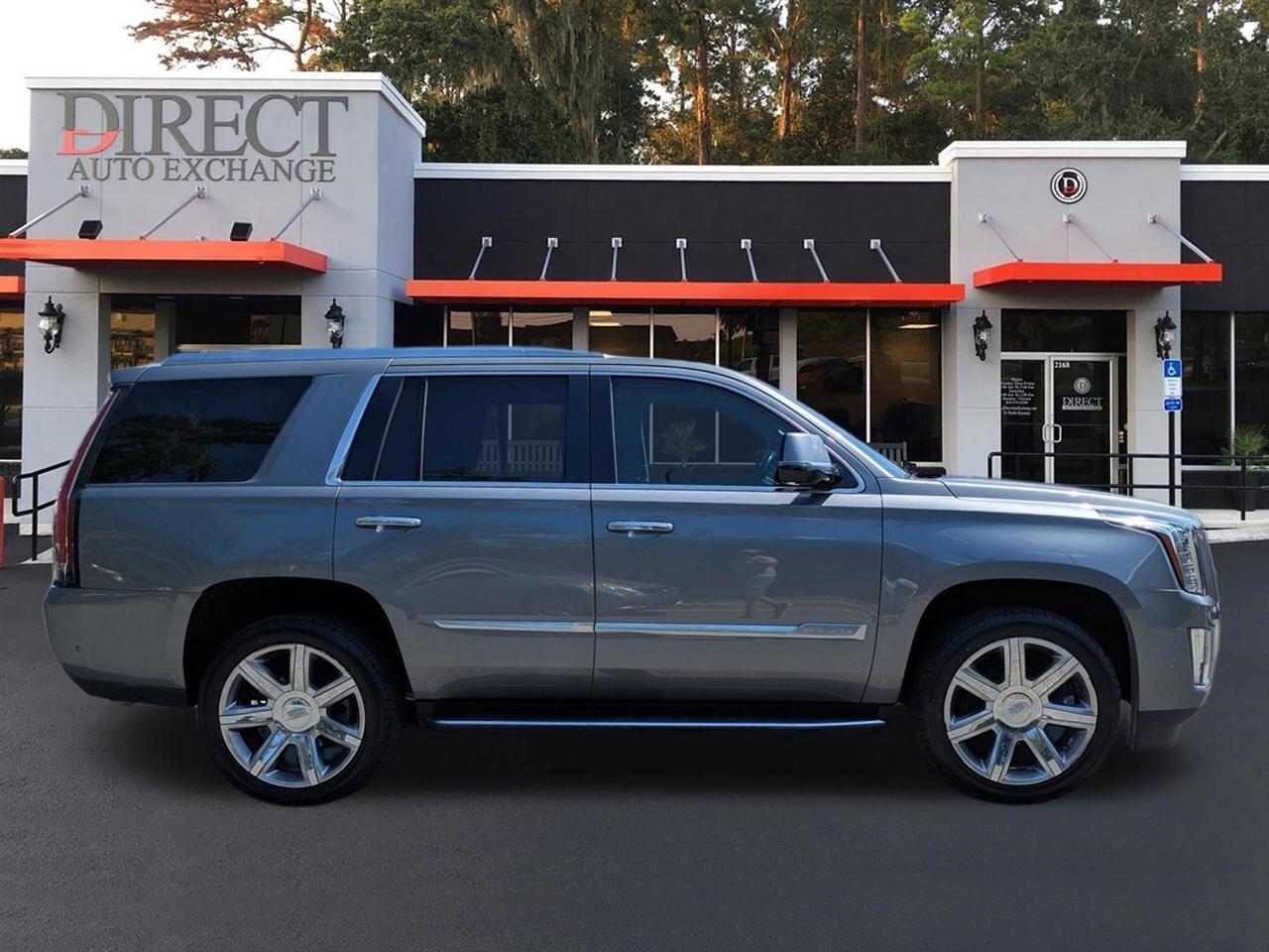 Cadillac Escalade Luxury 2WD 2019