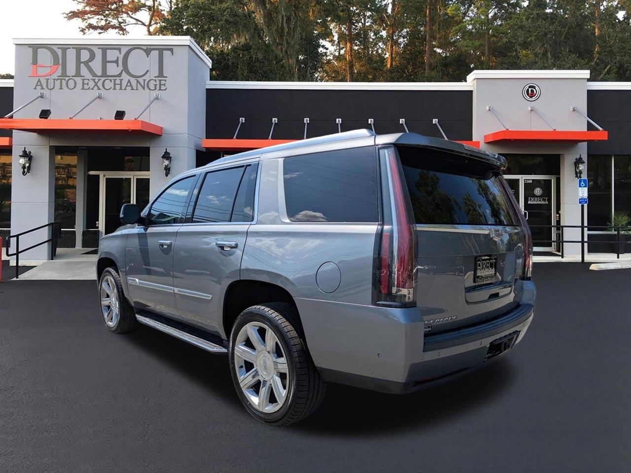 Cadillac Escalade Luxury 2WD 2019