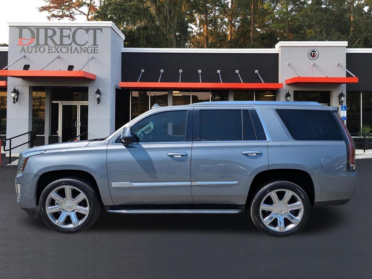 Cadillac Escalade Luxury 2WD 2019