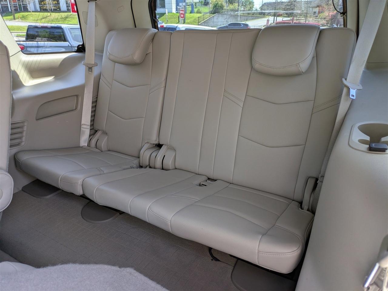 Cadillac Escalade Luxury 2WD 2019