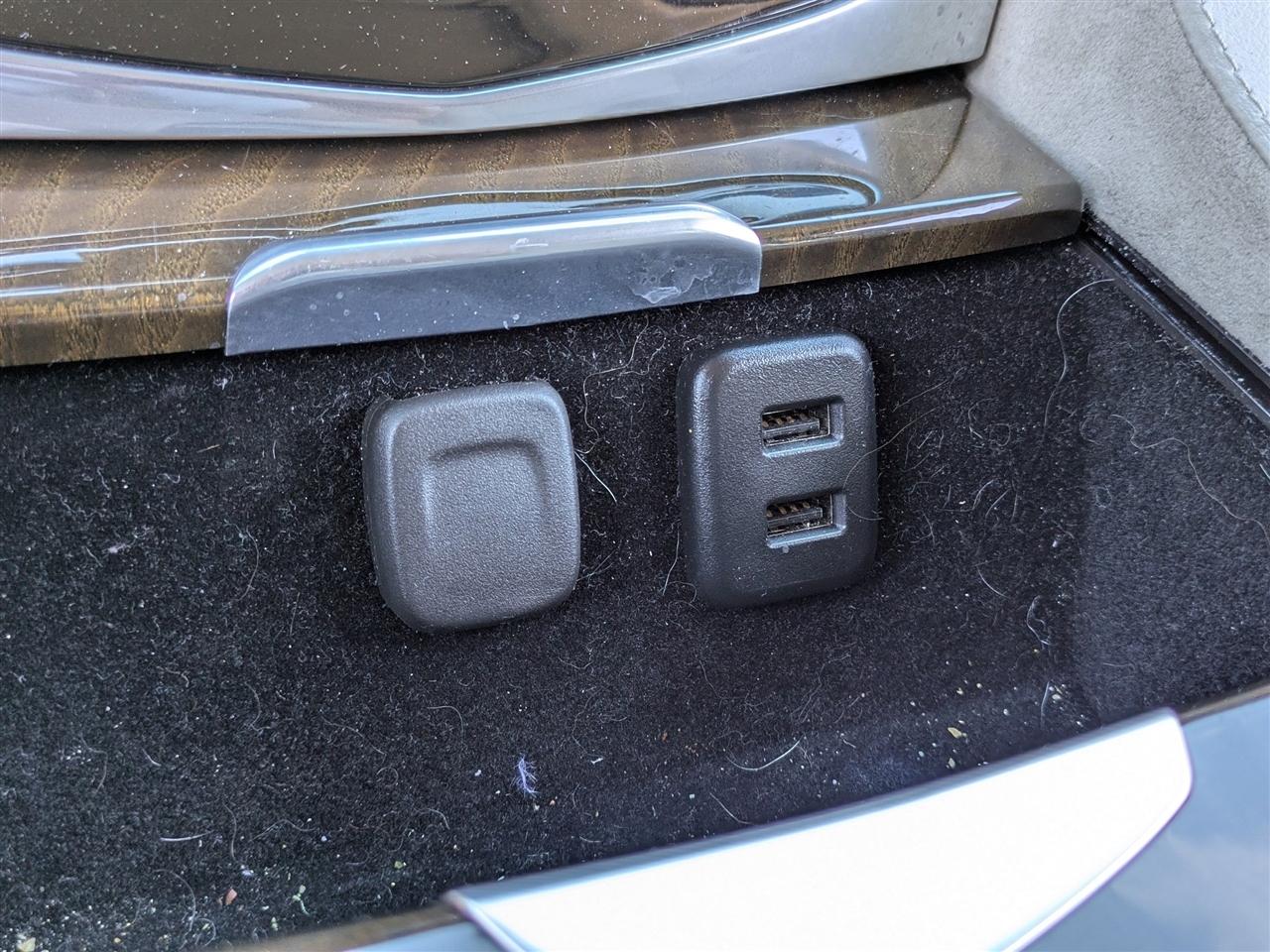 Cadillac Escalade Luxury 2WD 2019