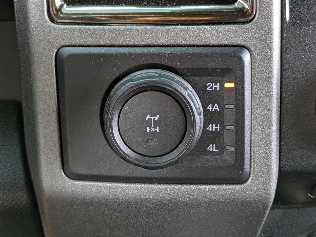 Ford F-150 Raptor SuperCab 4WD 2018