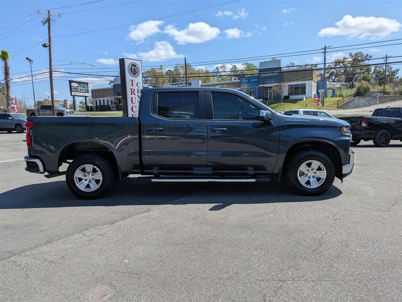 Chevrolet Silverado 1500 LT Crew Cab 2WD 2021