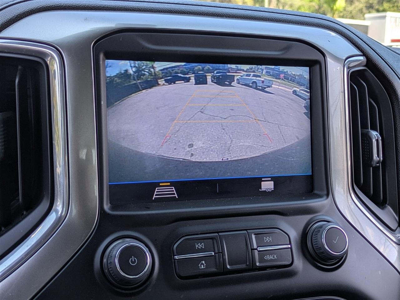 Chevrolet Silverado 1500 LT Crew Cab 2WD 2021