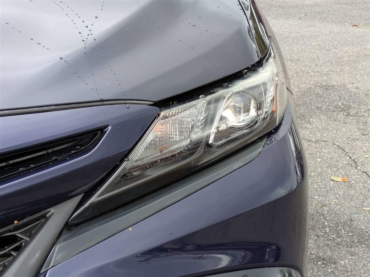 Toyota Camry SE 2021