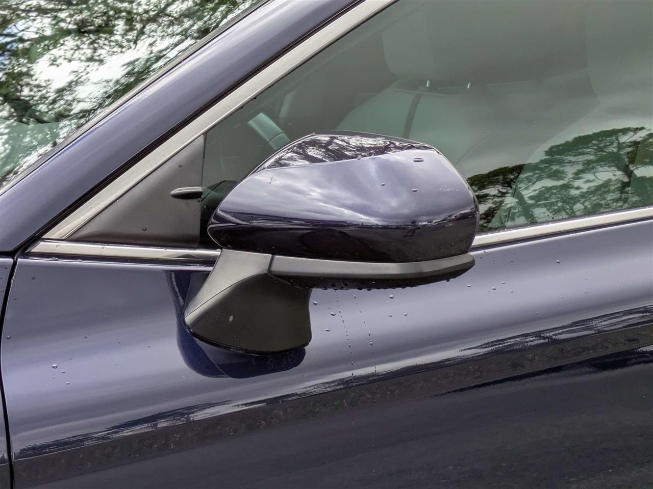 Toyota Camry SE 2021