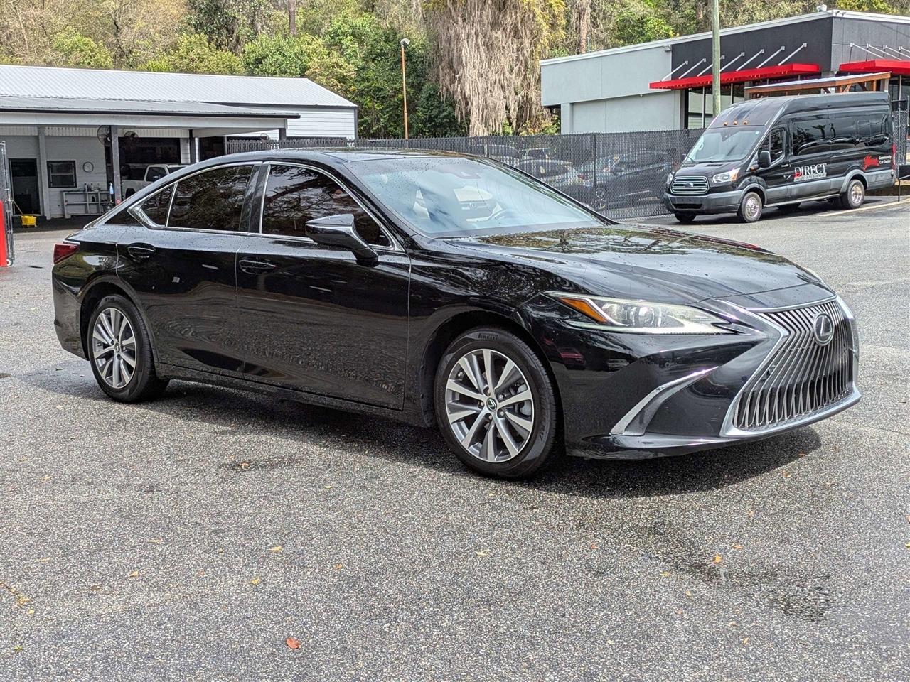 Lexus ES 350 F SPORT 2019