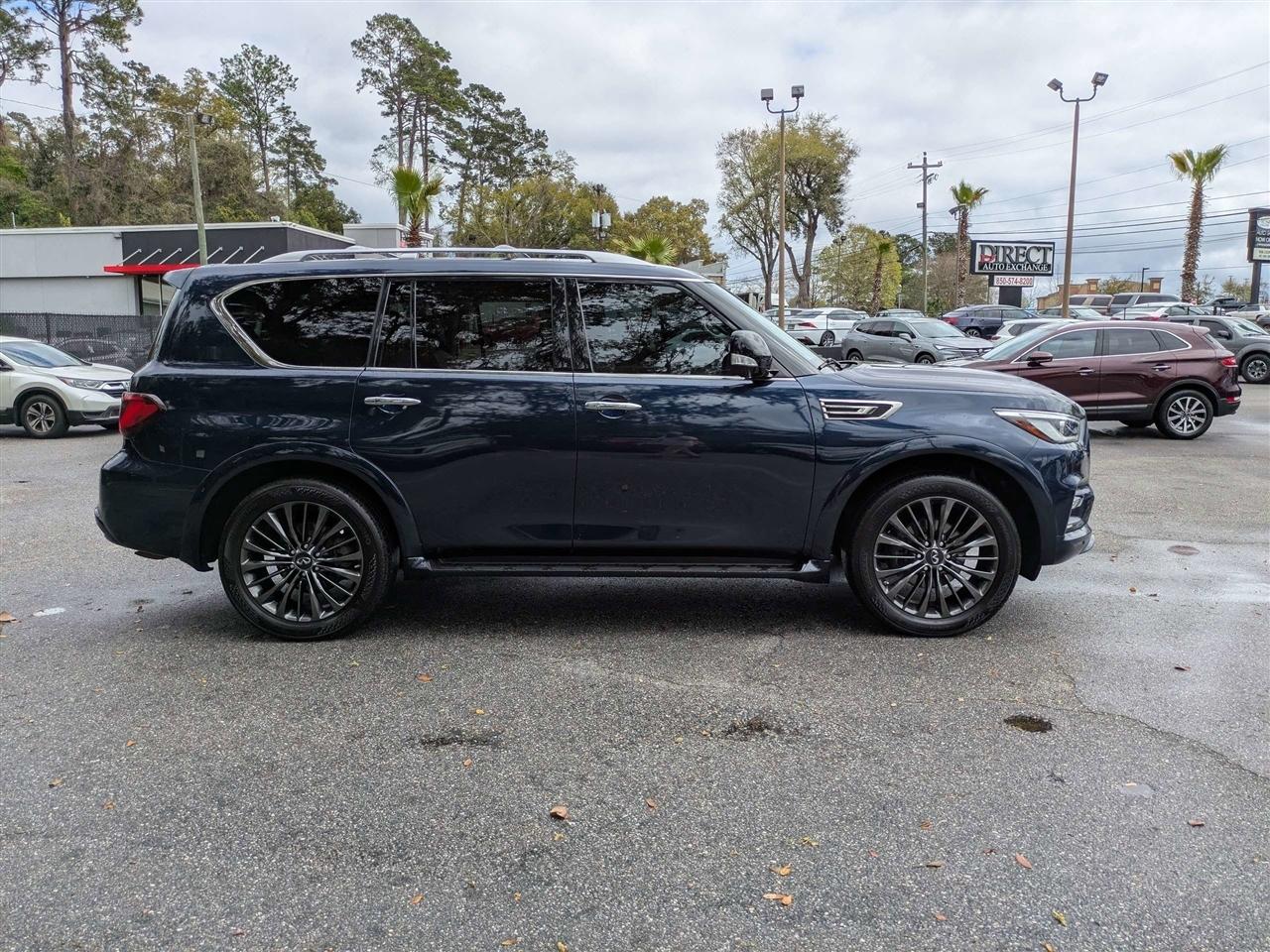 Infiniti QX80 LUXE 2021