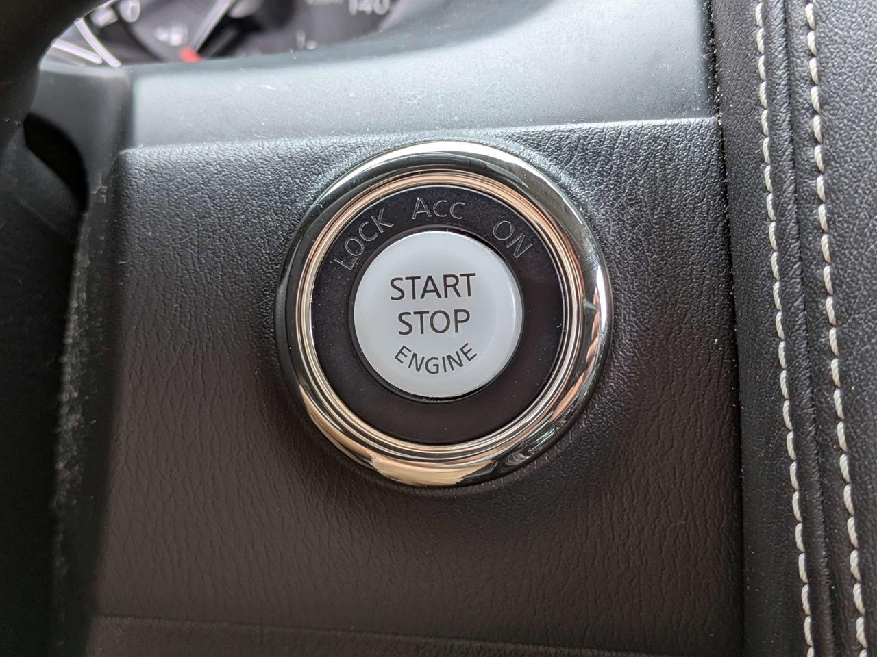 Infiniti QX80 LUXE 2021