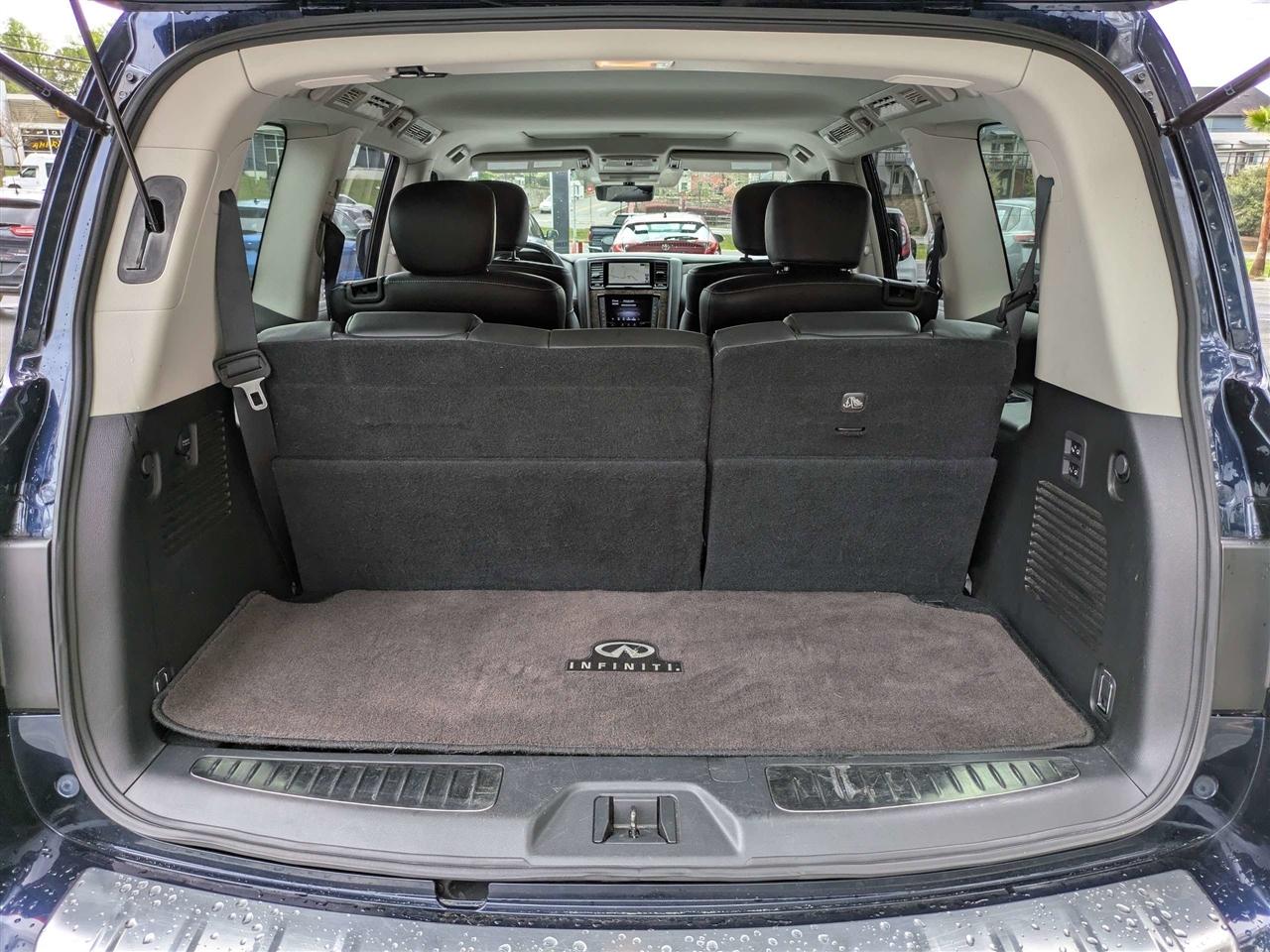 Infiniti QX80 LUXE 2021