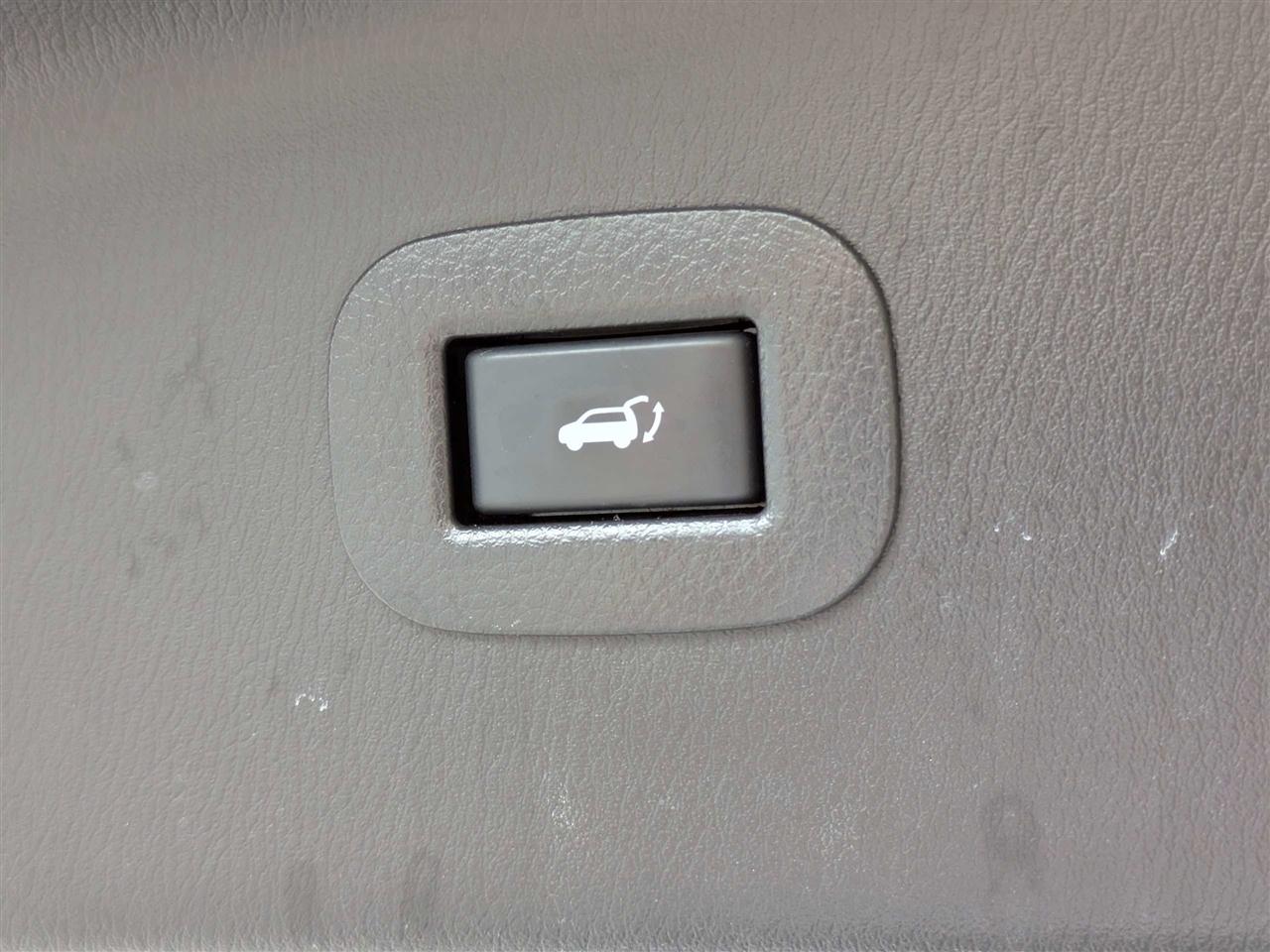 Infiniti QX80 LUXE 2021