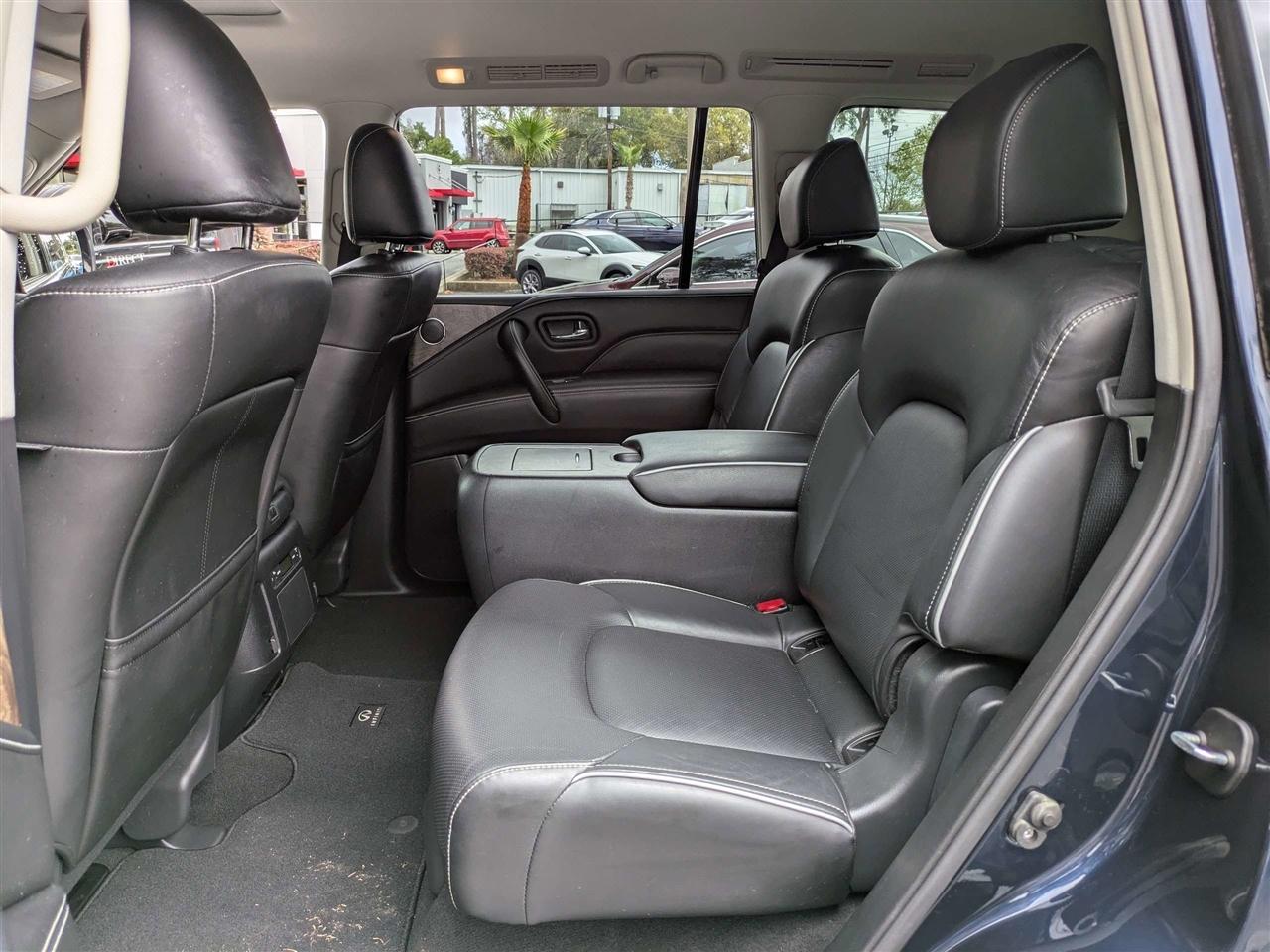 Infiniti QX80 LUXE 2021