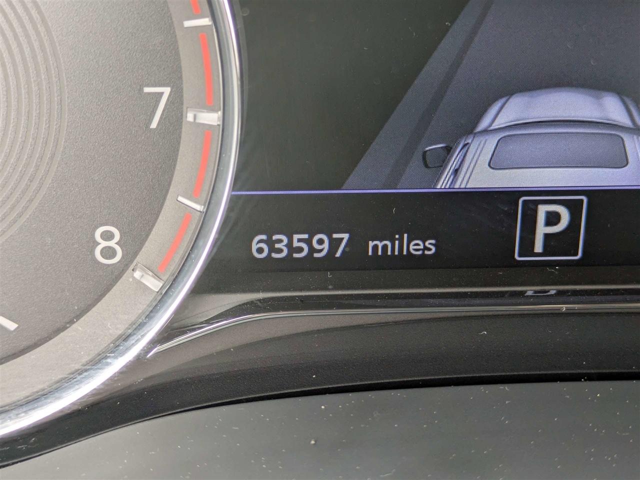 Infiniti QX80 LUXE 2021