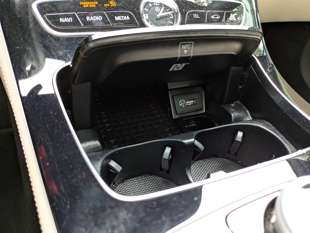 Mercedes-Benz E-Class E300 Luxury Sedan 2017