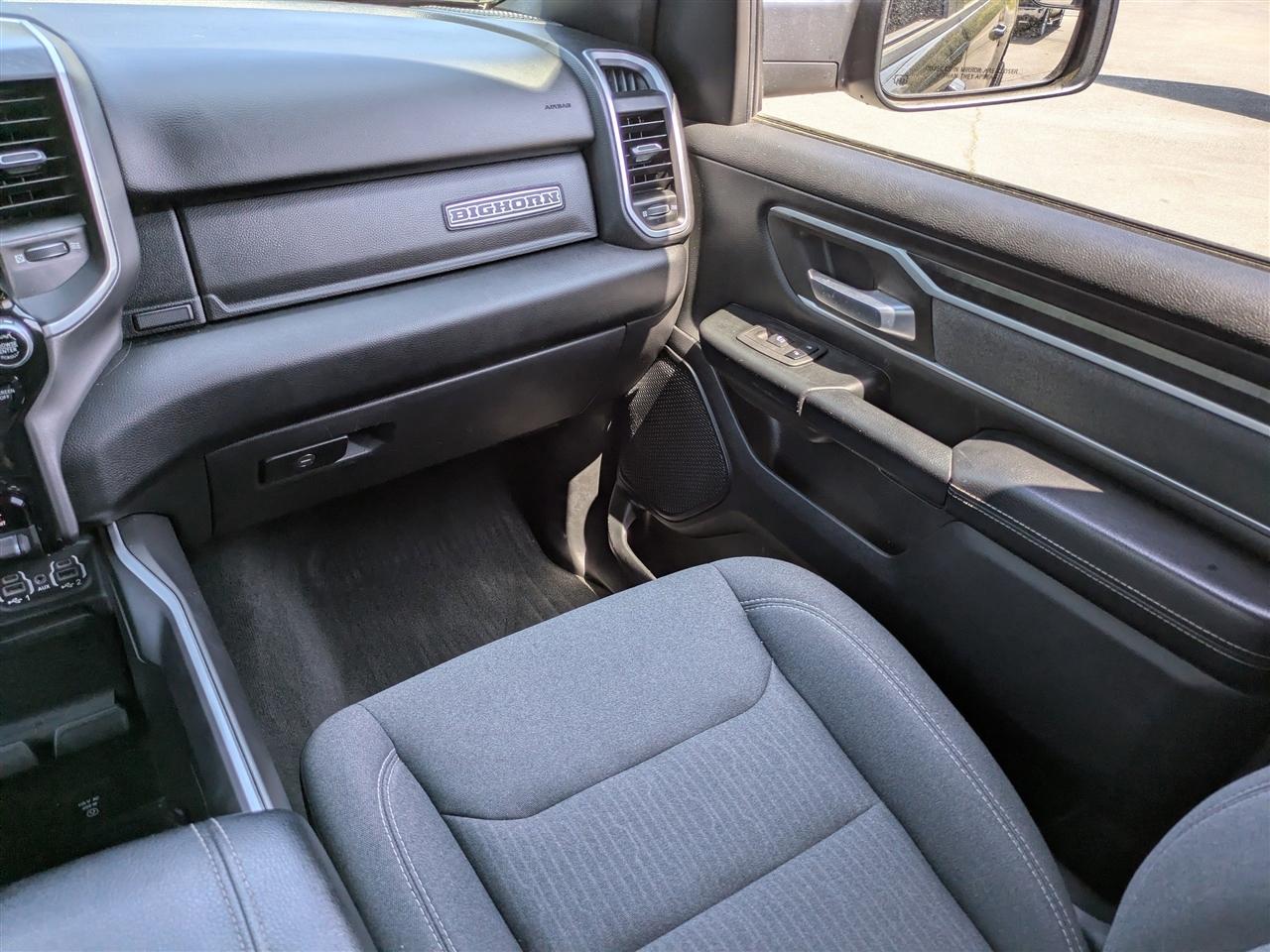 RAM 1500 Big Horn Crew Cab SWB 4WD 2021