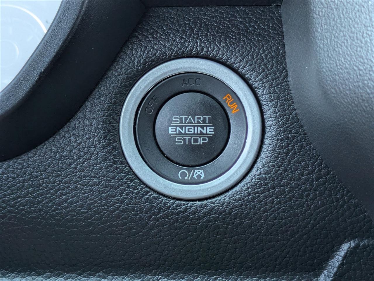 RAM 1500 Big Horn Crew Cab SWB 4WD 2021